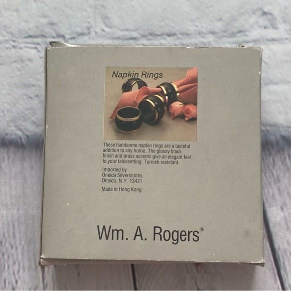 Vintage WM A Rogers Napkin Rings Set of 4 All Black Brass Accent Trim - Picture 5 of 8